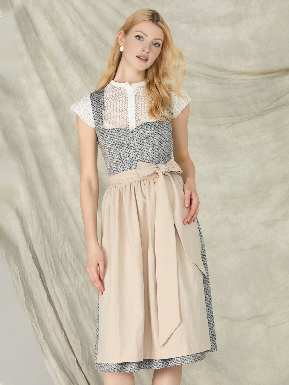 Samt Dirndl Dunkelgrün