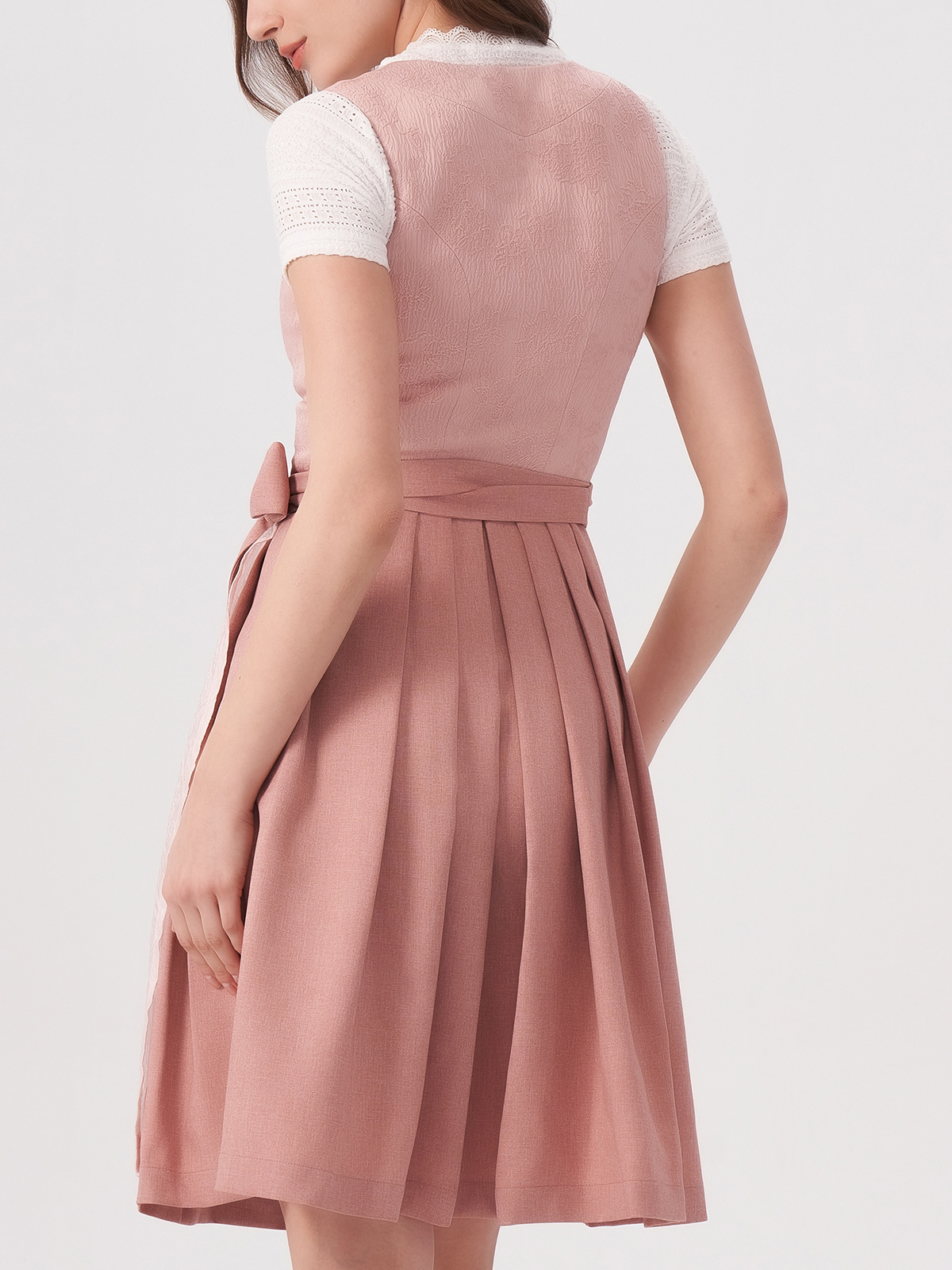 Samt Dirndl in Rot