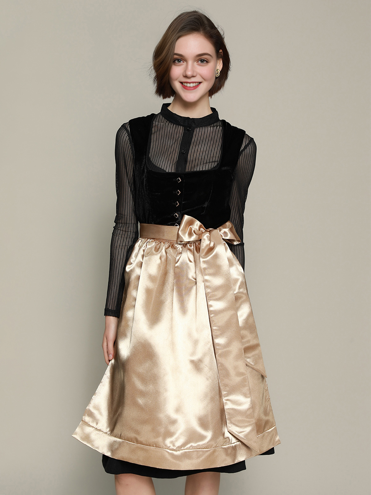 Dirndl Nachtblau – Eleganz in Samt