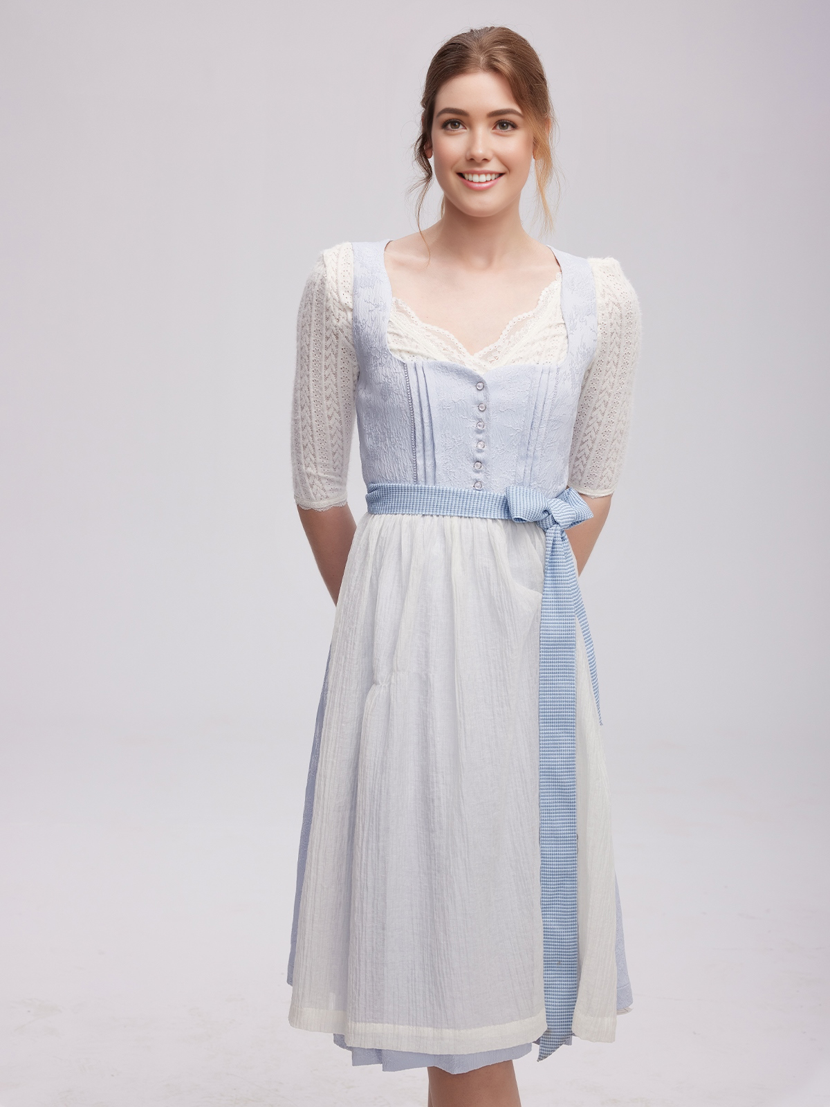 Dirndl in Blau