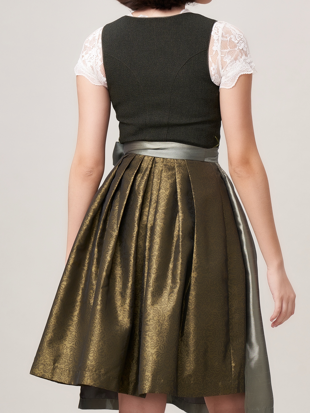 Khaki Dirndl in eleganter Ausführung