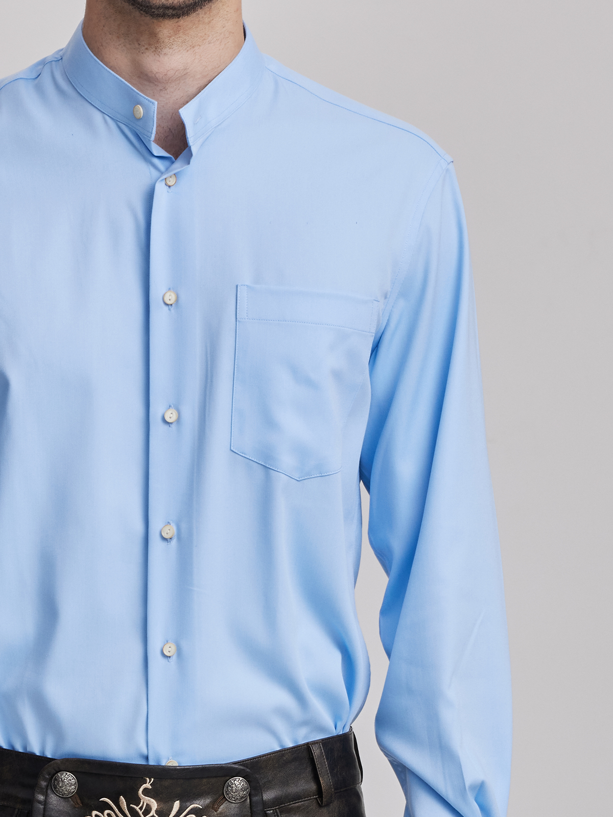 Modernes Dirndl in Blau