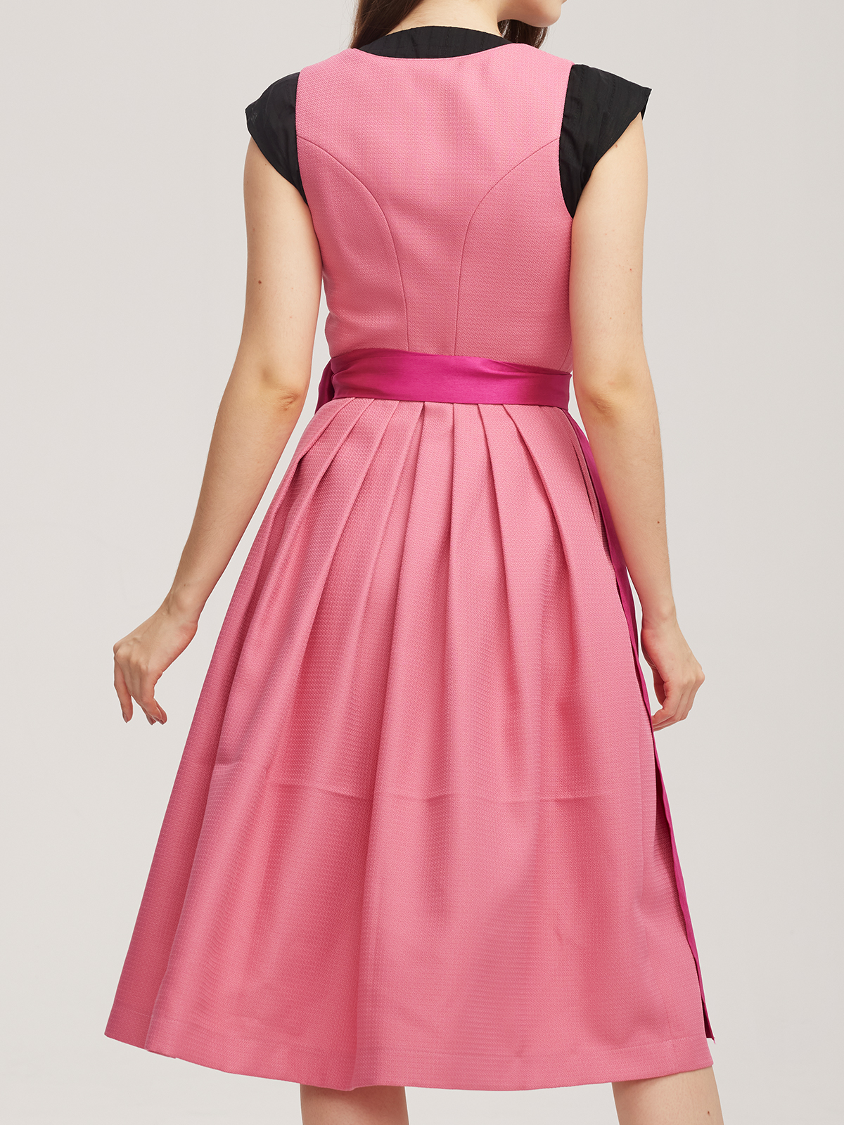 Elegantes pinkes Midi Dirndl