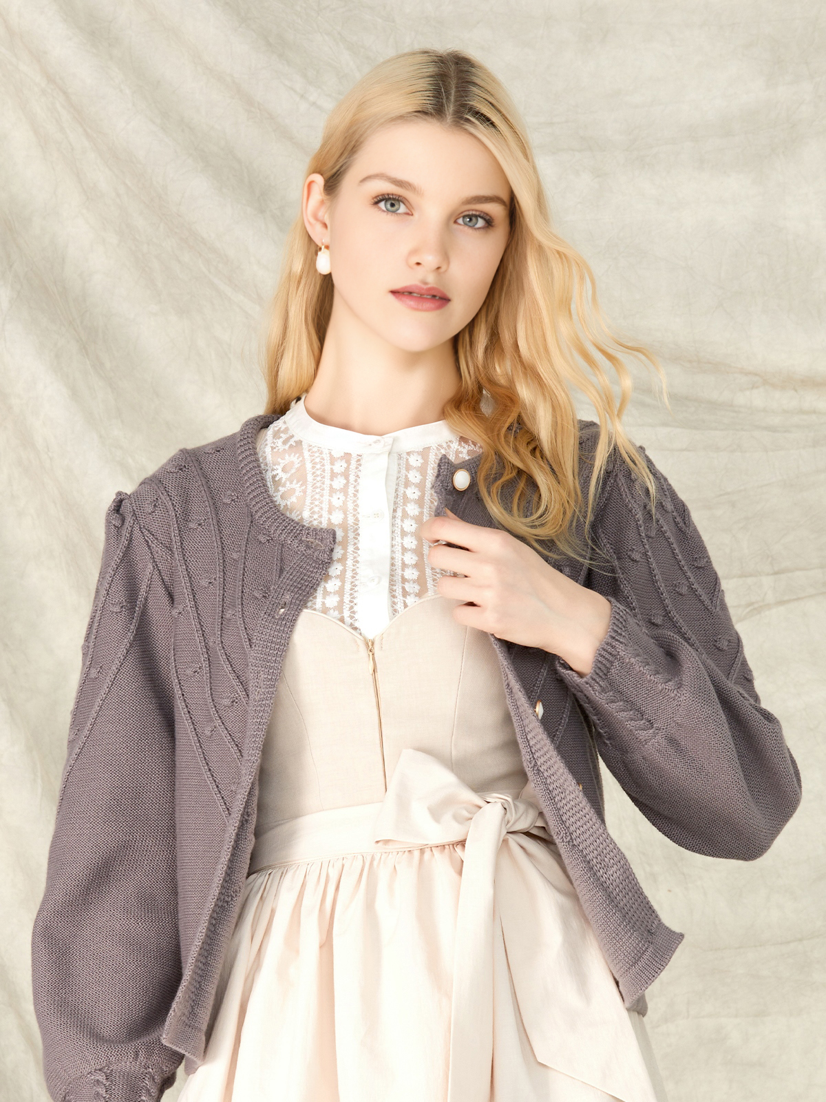 Dirndl Schwarz Kurz